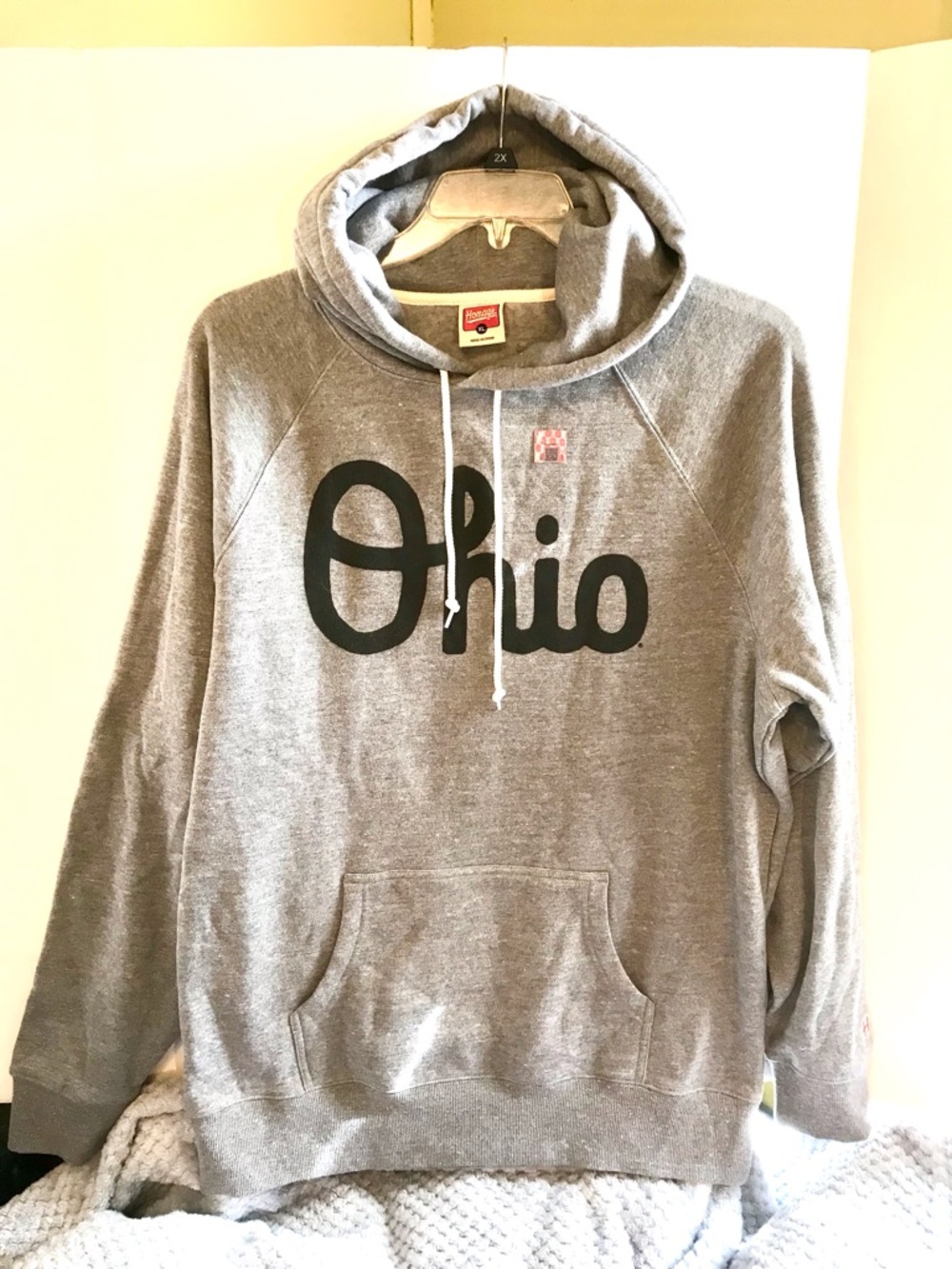 Men's Homage Script Ohio Gray Hoodie in size XL NWT